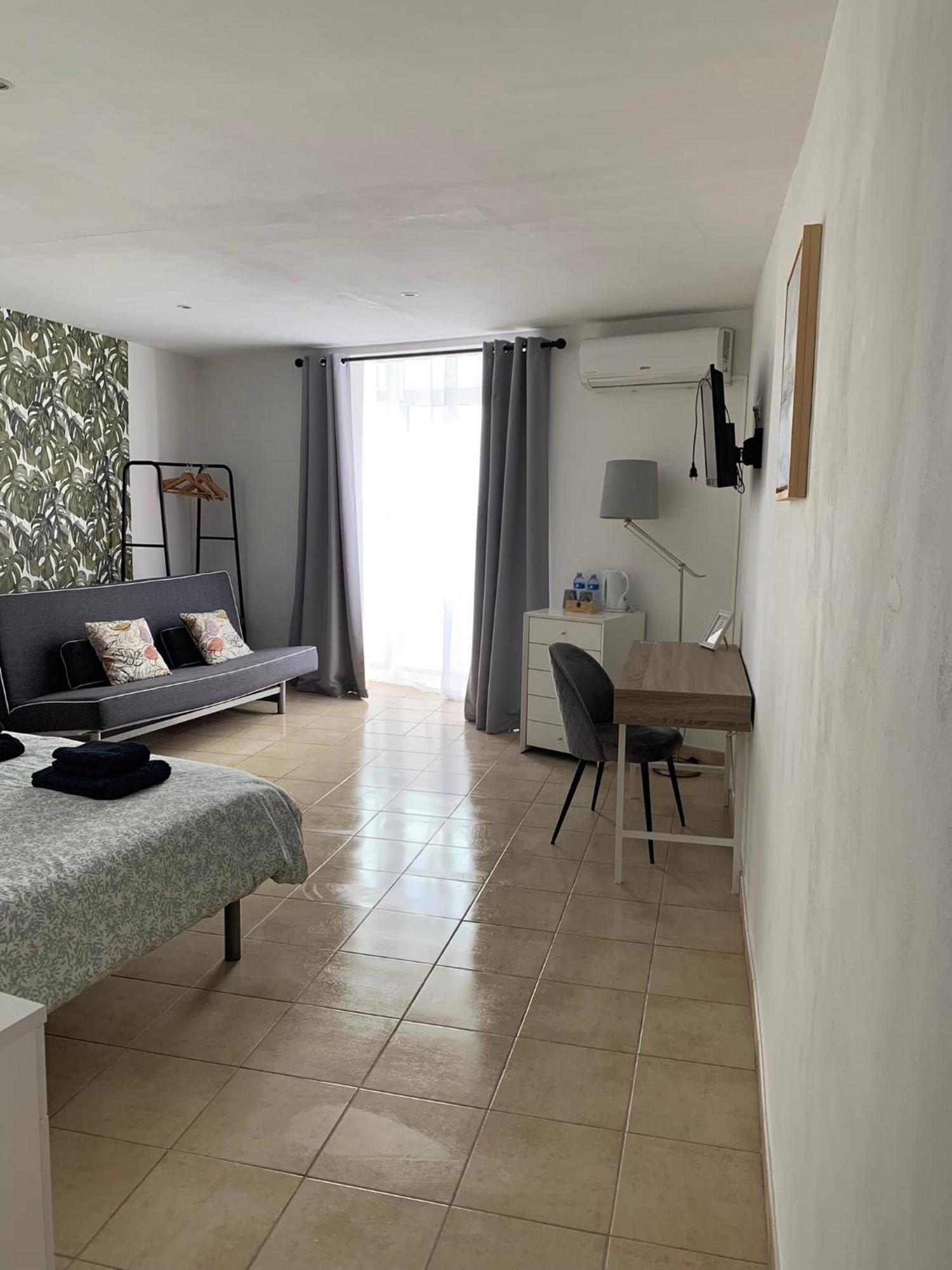 Hostal Casa Michaels Móra d’Ebre Kültér fotó