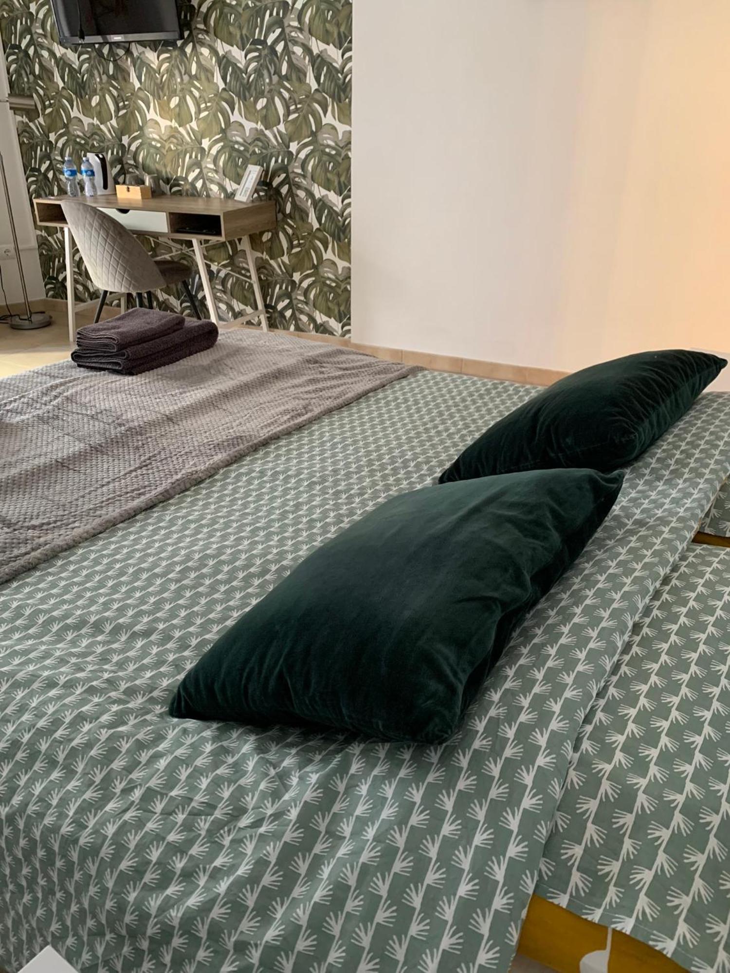 Hostal Casa Michaels Móra d’Ebre Kültér fotó